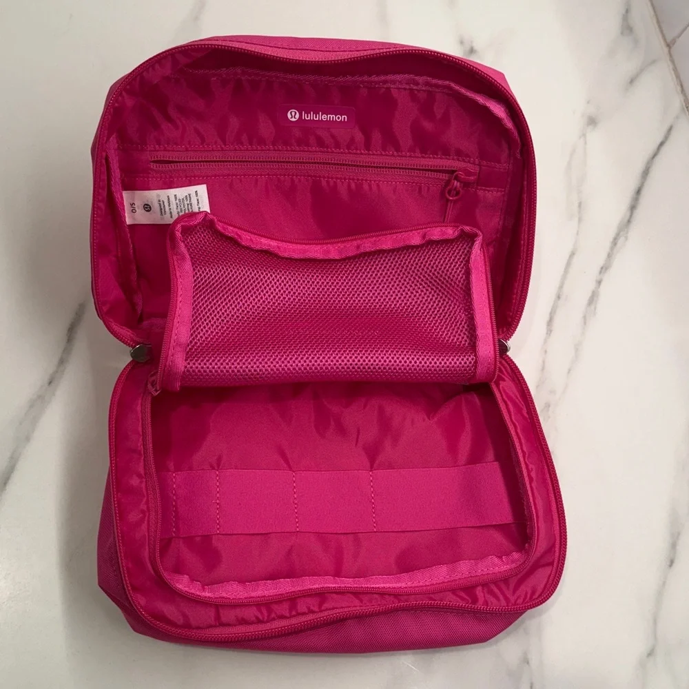 Lululemon Daily Essentials Be Happy Large Pouch 5L | Pink